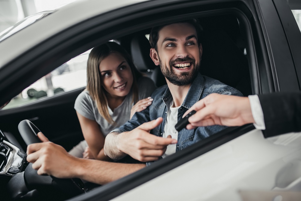 Couple buying car