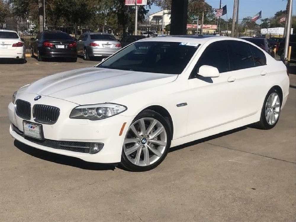 White BMW 5 Series